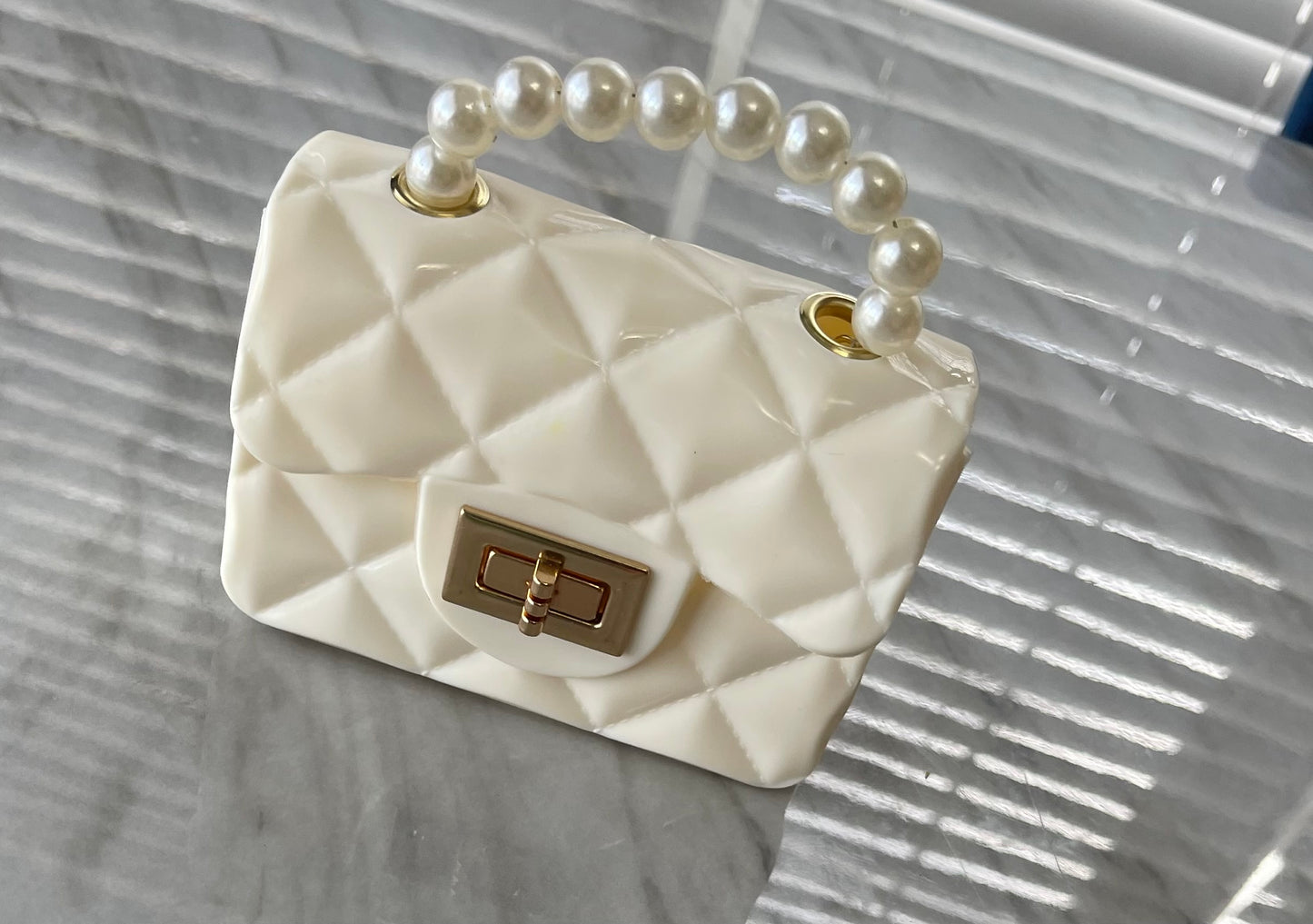 Mini Pearl Purse